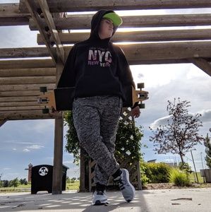 Meet your Posher, Faith